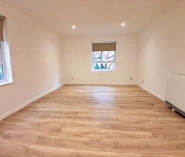 Arran Close, Cambridge £1,250 pcm ⓘ The monthly or weekly payment r... - Photo 6