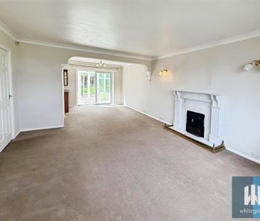 4 bedroom detached house to rent - Photo 4