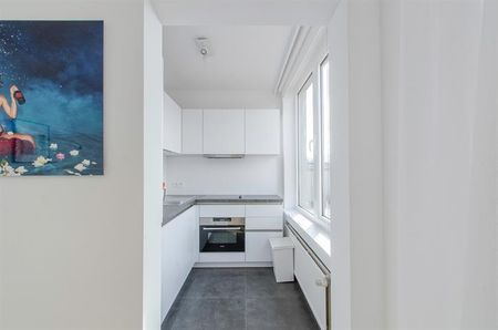 Appartement te huur in Ixelles - Photo 4