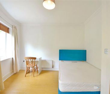 3 bedroom apartment to rent - Photo 6