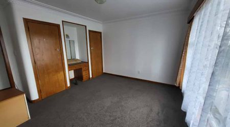 3 Bedroom Standalone House in Otahuhu - Photo 2