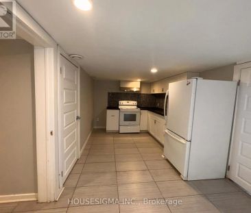 1227 TRAFALGAR STREET S - Photo 5