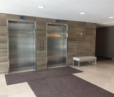 For Lease - 5010 Corporate Drive Unit# 226, Burlington, Ontario - Photo 4