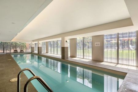 Sophisticated Living with Breathtaking Views - Photo 4