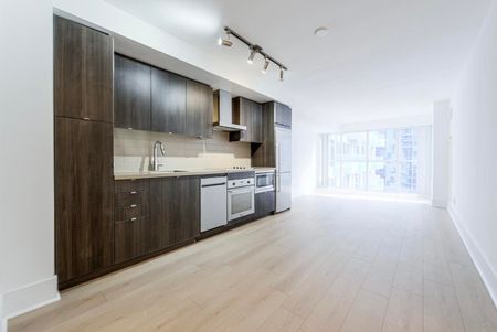 For Lease - 300 Front Street Unit# 1206, Toronto, Ontario - Photo 4