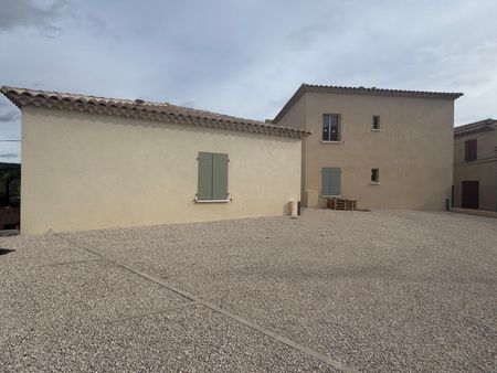 Location Appartement 2 pièces 45m² POURRIERES 83910 - Photo 2