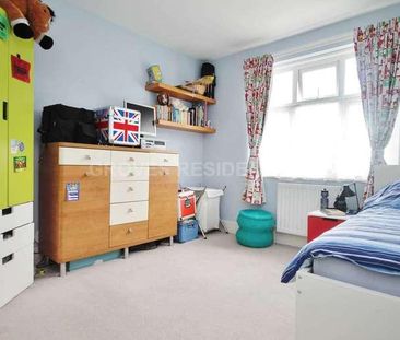 Melrose Gardens, KT3 - Photo 4