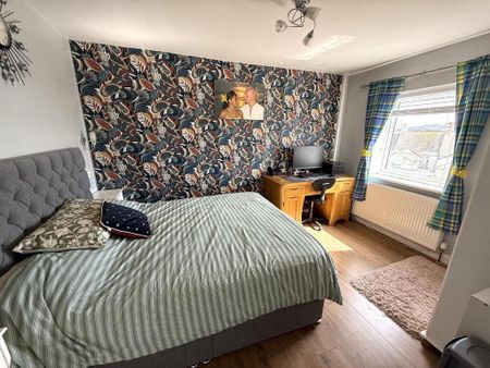 2 bedroom semi-detached house to rent - Photo 3