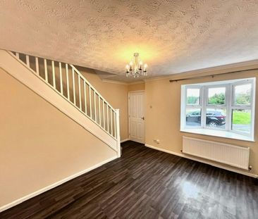 Semi-detached house to rent on - Photo 6