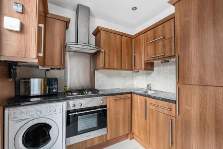 1 bedroom flat to rent - Photo 5