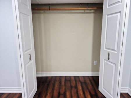 For Lease - 239 Elmwood Avenue, Richmond Hill, Ontario - Photo 3