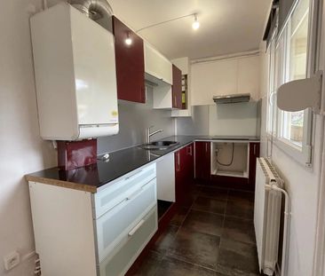 Location Appartement 3 pièces 52m² NIMES 30900 - Photo 1