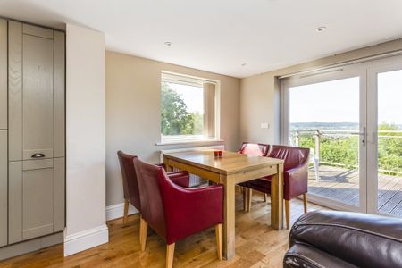 3 bedroom semi-detached house to rent - Photo 3