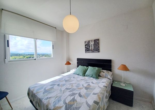 WINTER RENTAL. SPACIOUS PENTHOUSE APARTMENT FOR RENT WITH LARGE TERRACE