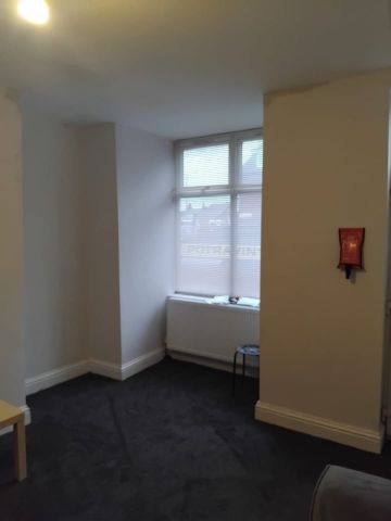 2 Bed Semi-Detached House, Conway View, LS8 - Photo 5