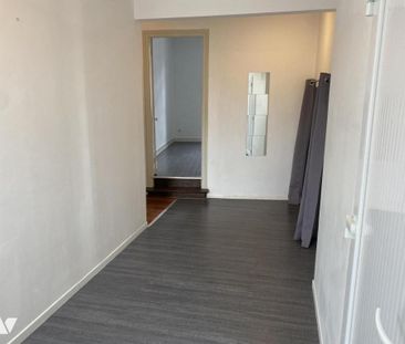 Seclin centre, T3 de 80 m2 dans petite copro, 1er étage. 736€ et 30... - Photo 6