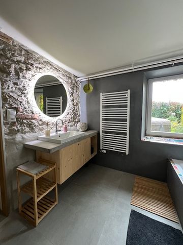 Furnished studio 47 m² in family home, quiet and green setting - Photo 5