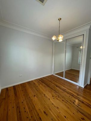 39 Caroline Street, Dubbo NSW 2830 - House For Rent | Domain - Photo 1