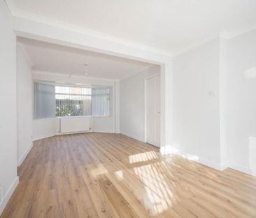 168 Dunluce Avenue, Belfast, BT9 7AZ - Photo 2