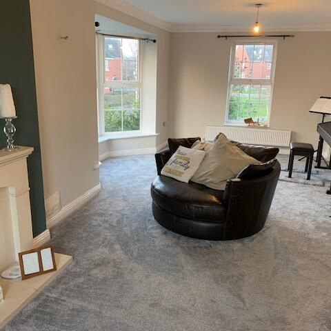 6 bedroom detached house to rent - Photo 1