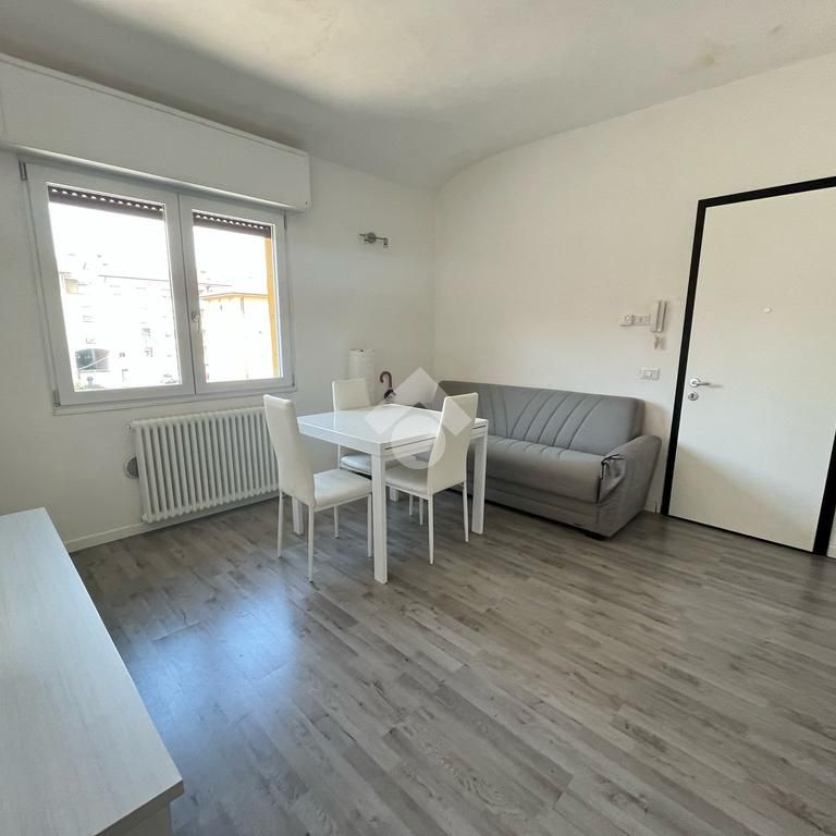 Bilocale in affitto - Photo 1