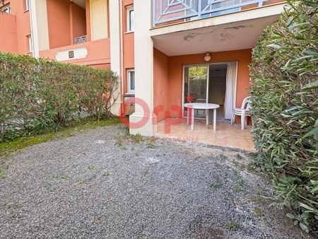 Location Appartement 1 pièce Meublé 25m² ST RAPHAEL 83700 - Photo 4