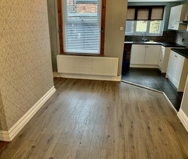2 bedroom terraced house to rent - Photo 4