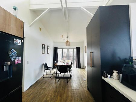 Modern comfort in Springvale - Photo 4