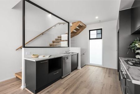 Stylish Terrace Home in the Heart of Tonsley Innovation Precinct - Photo 4