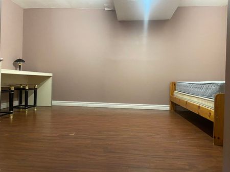 For Lease - 5733 River Grove Avenue, Mississauga, Ontario - Photo 5