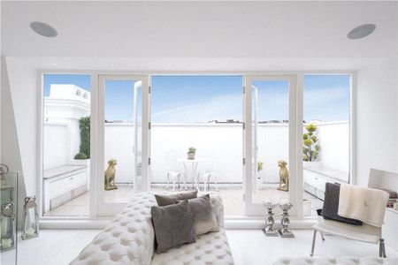 3 bedroom flat to rent - Photo 3