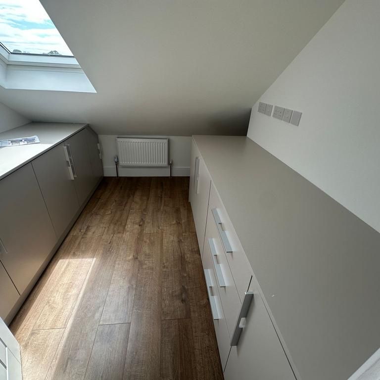 1 bedroom in a house share to rent - Photo 1