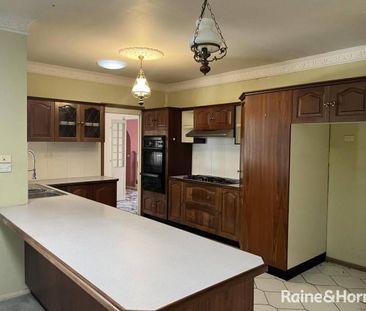 6 MONTH LEASE ONLY - Photo 3
