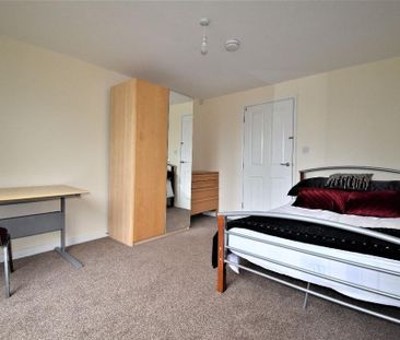 4 bedroom house to rent - Photo 3