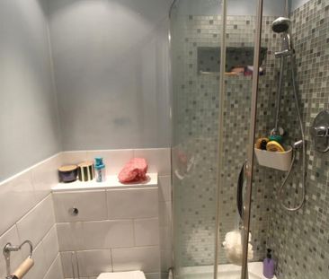 3 bedroom semi-detached house to rent - Photo 6