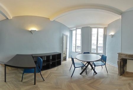 Location Appartement 1 pièce 34m² CLERMONT FERRAND 63000 - Photo 2