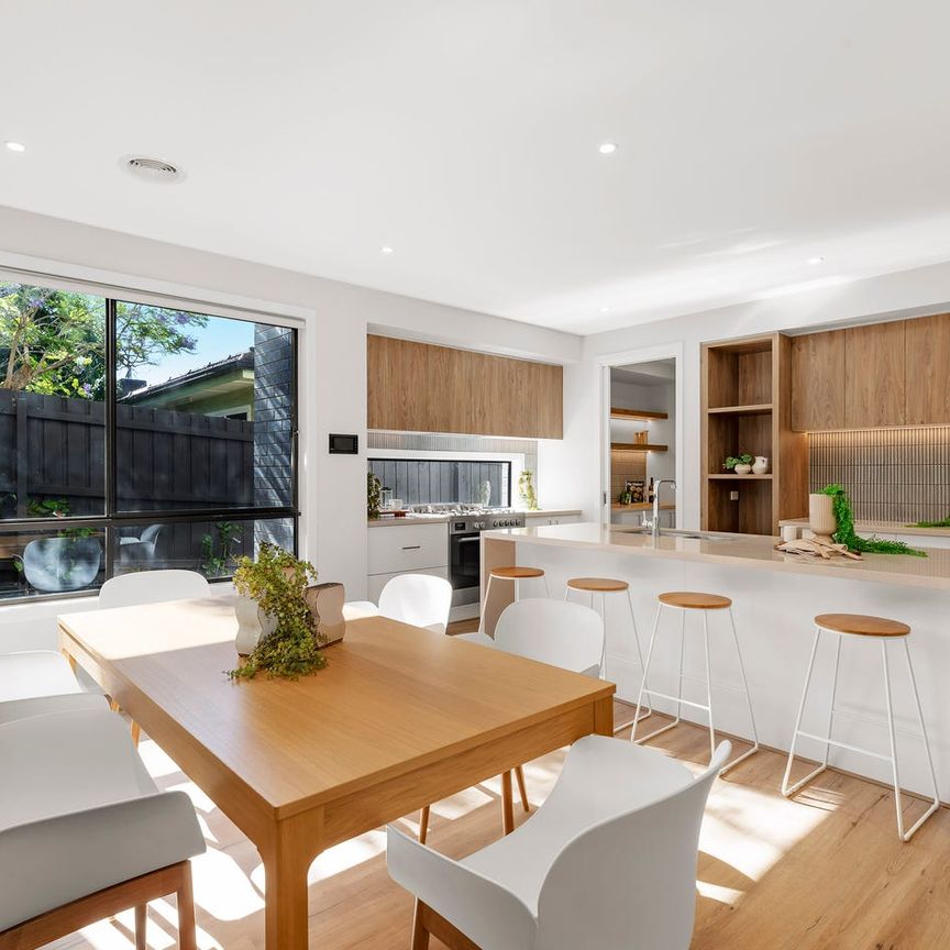 Stunning, brand new Family Home in Blackburn North - Photo 1