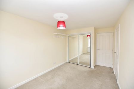 8 Kingfisher Road, AB51 6AH, Inverurie - Photo 4