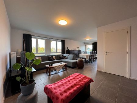 Modern ruim appartement met 2 slaapkamers en terras. - Foto 4