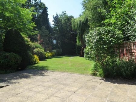 2 bedroom semi-detached bungalow to rent - Photo 5