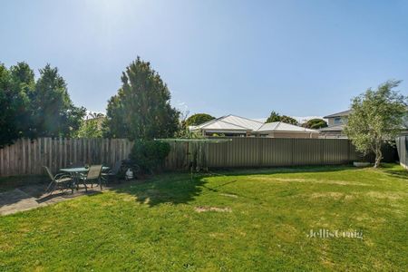 3 Nareen Court, Burwood East - Photo 4