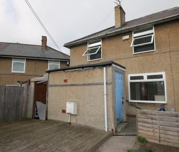 3 bedroom semi-detached house to rent - Photo 3