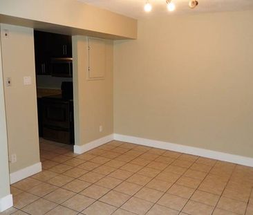 2410 Louise Street - Photo 2