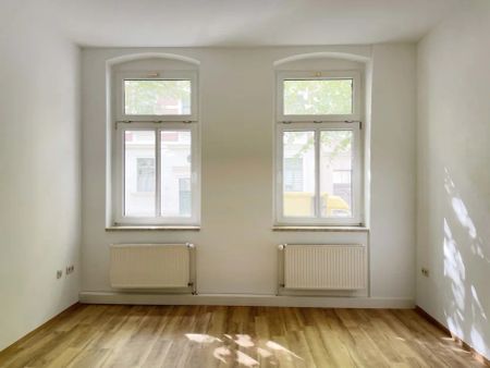 Für kleine Familien in günstiger Lage. Eine kleine 4-Zimmer-Wohnung in der südlichen Innenstadt - Photo 5