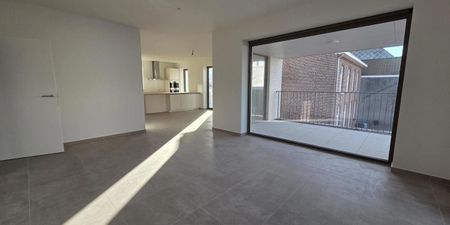 Appartement te huur in Nazareth voor € 1.150 met 2 slaapkamers - Photo 3