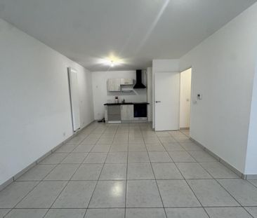 Location Appartement 2 pièces 50m² REIGNIER ESERY 74930 - Photo 4