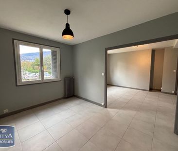 Location Appartement 3 pièces 61m² ST EGREVE 38120 - Photo 1