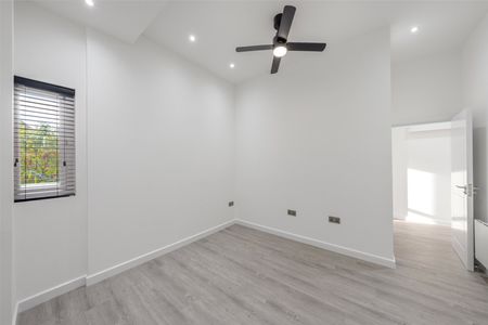 Canfield Gardens, South Hampstead, NW6 flat to rent - Photo 2