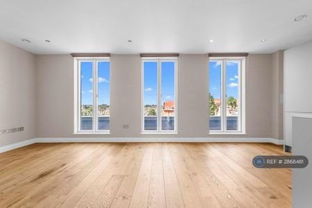 3 bedroom flat to rent - Photo 2