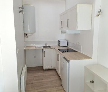 Location Appartement 3 pièces 53m² BORDEAUX 33000 - Photo 5